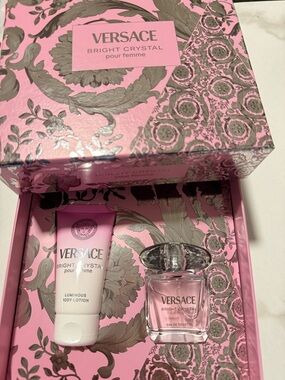 Versace Bright Crystal Gift set